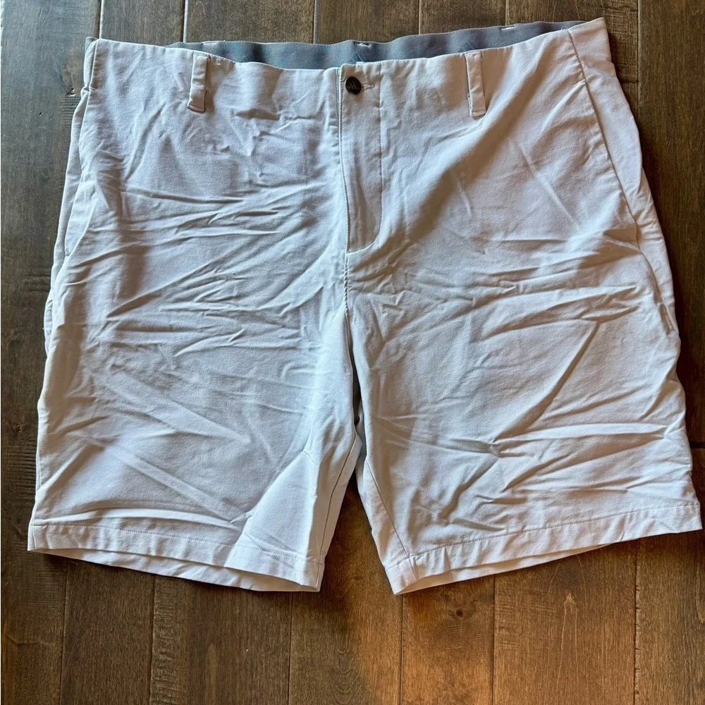 ADIDAS Men’s Classic Off White Men's Shorts Size 38 Athletic Golf Lightweight